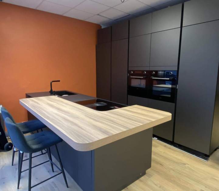 Cuisine design sur mesure Comines